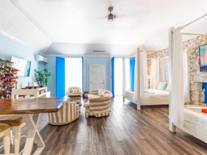 Studio Palms BC